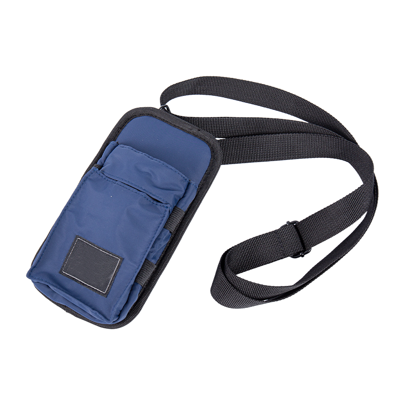 네이비 블루 크로스 바디 여권 가방