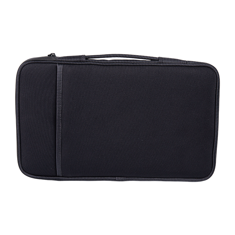 검은 노트북 슬리브